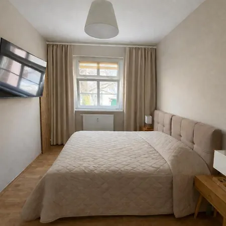 Apartamento Schaebu! 9 Urlaub In Der Historischen Stadtmauer Von Cottbus