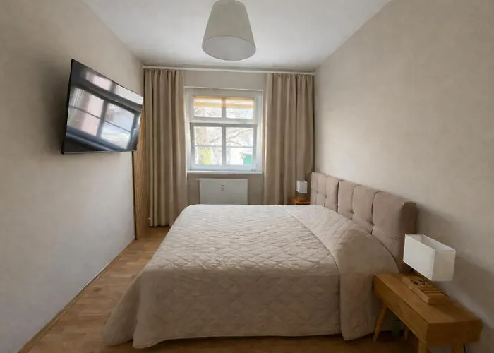 Apartamento Schaebu! 9 Urlaub In Der Historischen Stadtmauer Von Cottbus